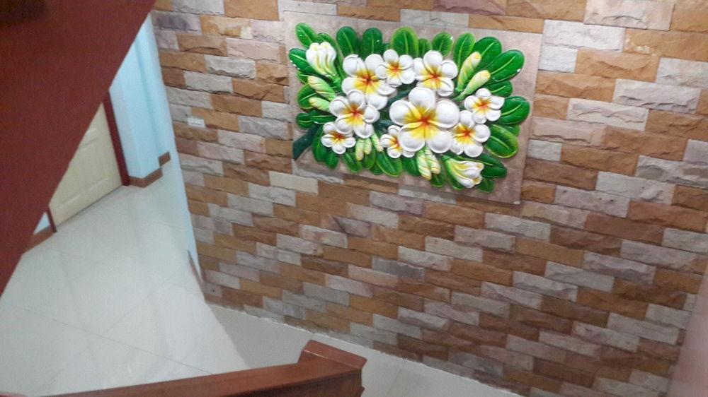 Silla Patong Hostel Bagian luar foto